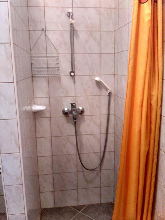 Apartmani Tonica Sukošan Esterno foto