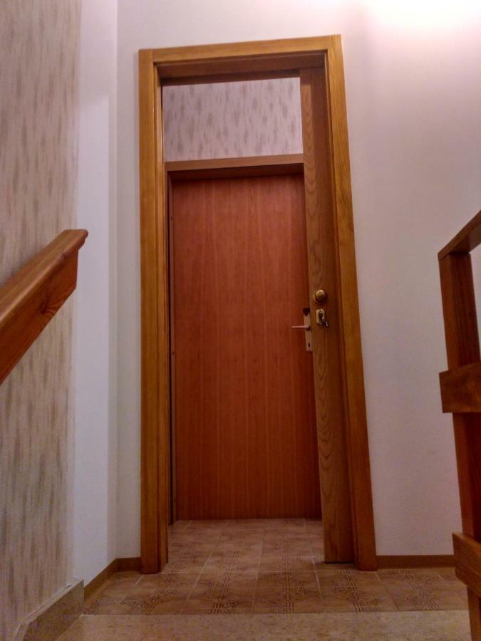 Apartmani Tonica Sukošan Esterno foto