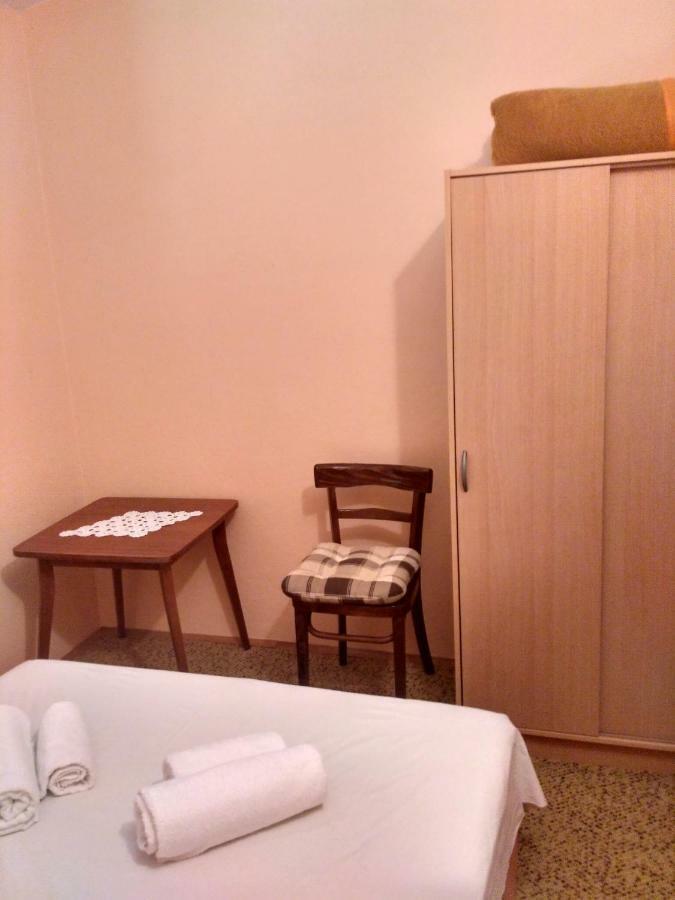 Apartmani Tonica Sukošan Esterno foto